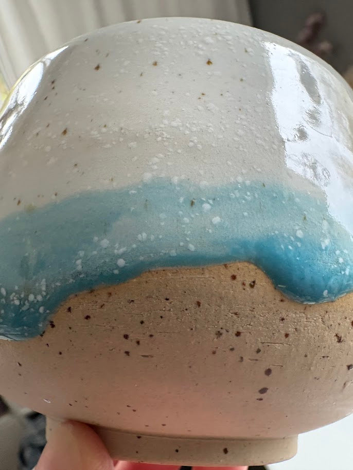 Matcha Bowl und Bowl mit Ausgießer Keramik blau weiß ‚Wintermärchen‘ | Handgemacht, 450 ml | Tasse, Becher für Teezeremonie & Achtsamkeit